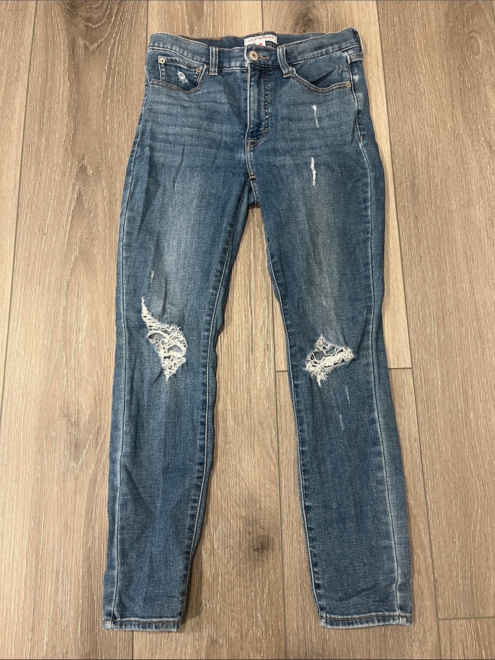 Lucky Brand High Rise Bridgette Jeans distress 4/27